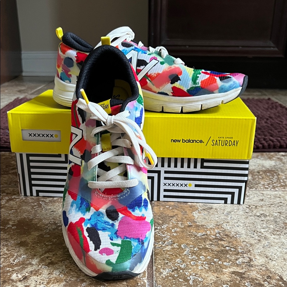 New Balance X Kate Spade  White, Pink, Blue, Green, Yellow print sneakers size 9